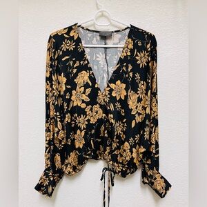 DRESS FORUM Los Angeles Black and Gold Floral Blouse Size S